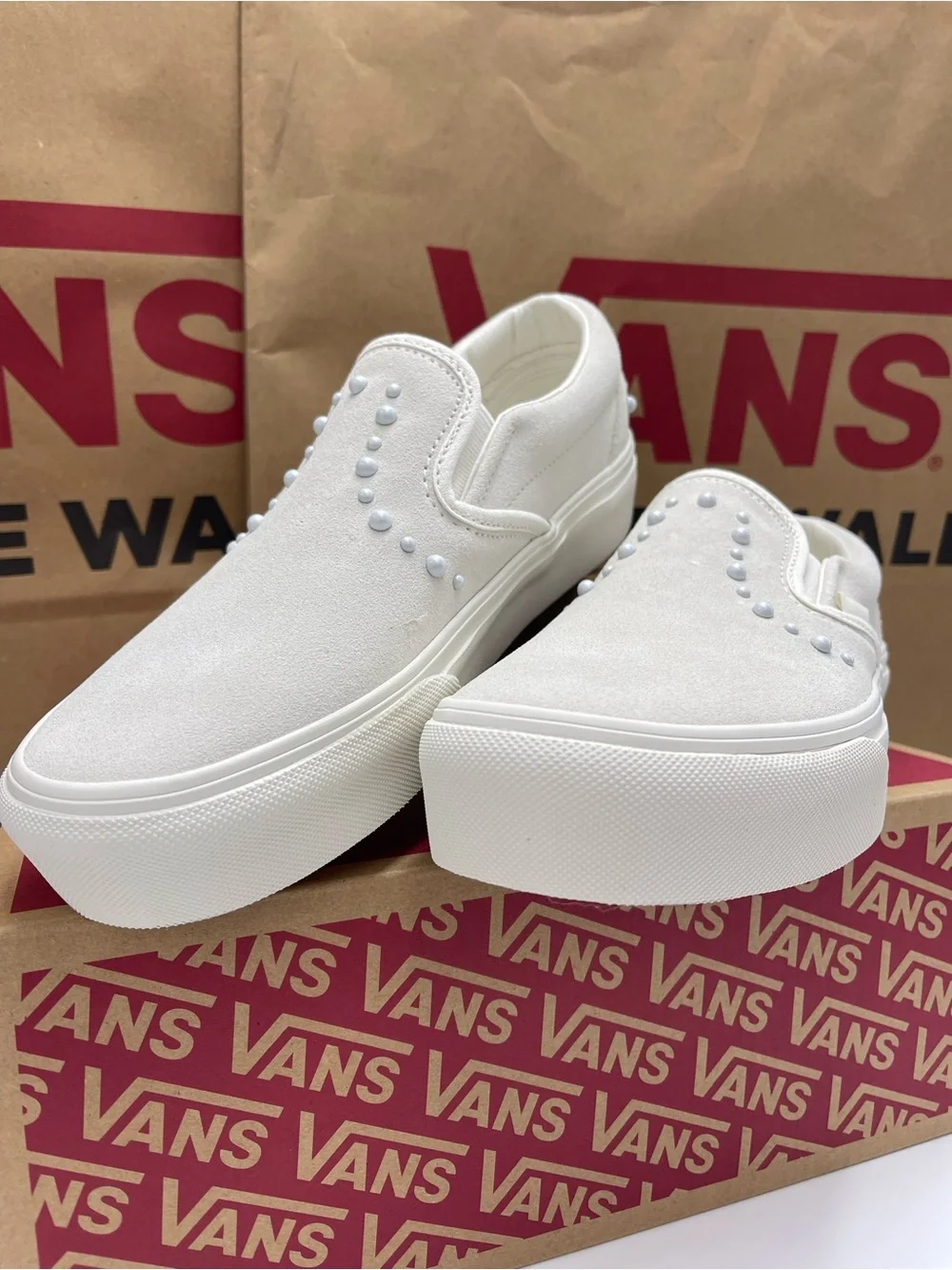 Vans Women's Classic Slip-On Platform Sneakers  Pearls Marshmallow VN000EA9CCZ